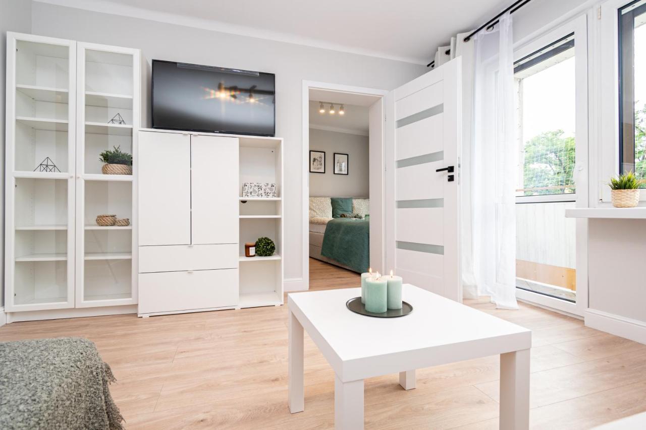 Apartament Nowy Swiat 15-17 กาลิช ภายนอก รูปภาพ